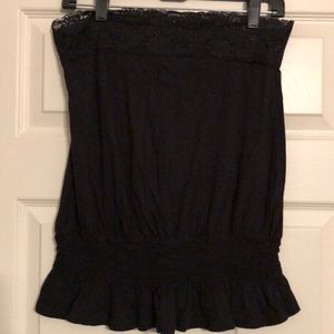 ⭐️Guess Jeans Black Tube Top. Medium